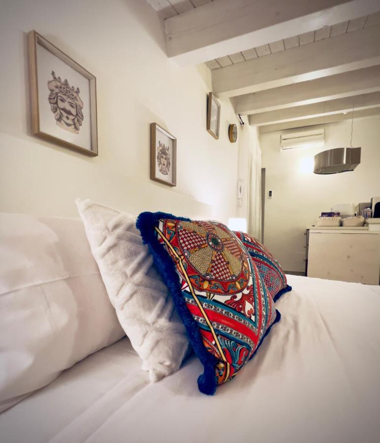 Rooms 153 Principe Umberto Ното Екстериор снимка